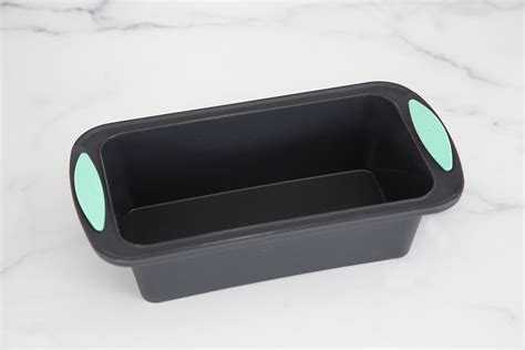 The 9 Best Silicone Baking Pans - The Spruce Eats - balustradellc