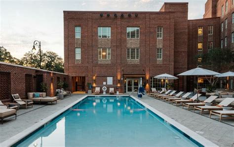 The Alida, Savannah, a Tribute Portfolio Hotel - Marriott - balustradellc
