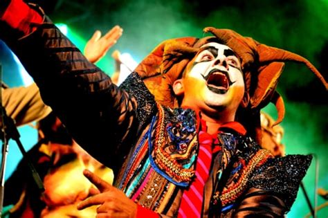 The Art of Clowning in Modern Theatre - muktibox.com