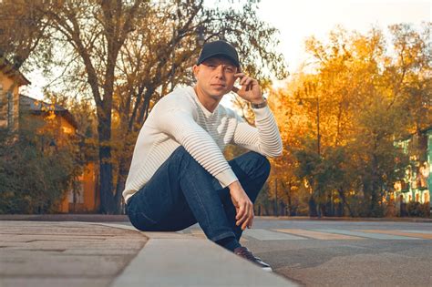 The art of contentment: How to stop wanting more … - balustradellc