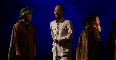 The Art of Experimental Theatre - muktibox.com