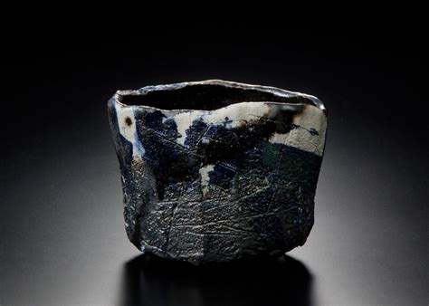 The Art of Japanese Raku - muktibox.com