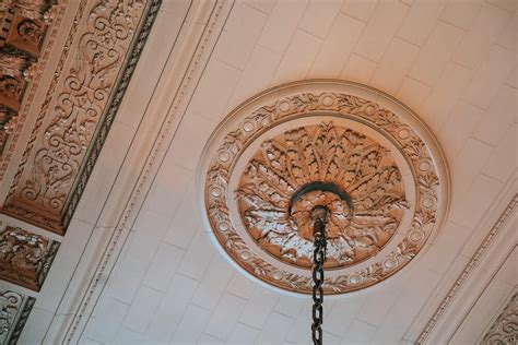 The Art of Restoring Historic Ceiling Medallions - muktibox.com
