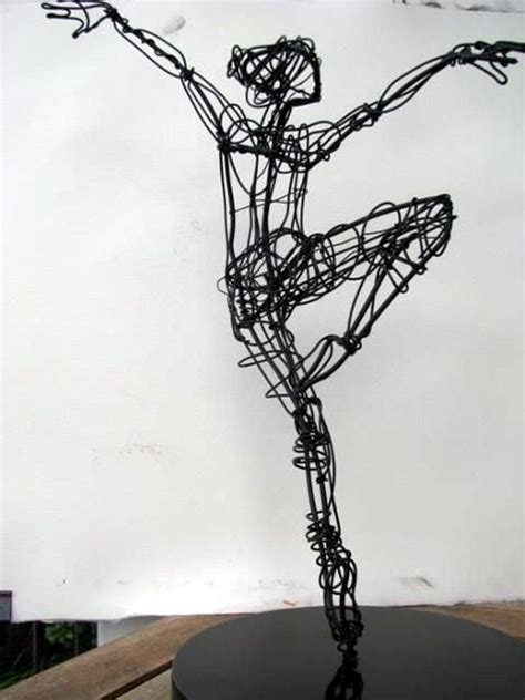 The Art of Wire Sculpture: A Creative Exploration - muktibox.com