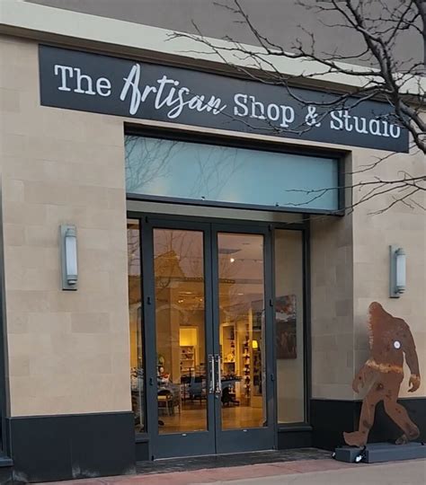 The Artisan Shop & Studio - Artisan Products - muktibox.com