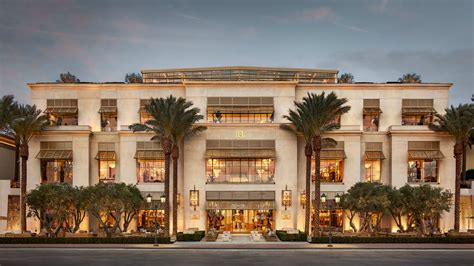 The Beach - Oil On Canvas - Henri-andre-martin - 20th Century - balustradellc