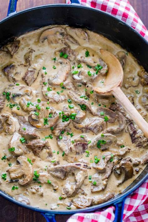 The BEST Beef Stroganoff Recipe! | Gimme Some Oven - balustradellc