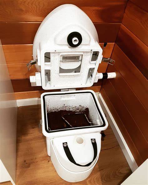 The Best Composting Toilet Medium (and How to Use It) - raincitystudios.com
