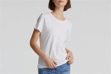 The Best Ecofriendly White T-shirts, According to Experts - balustradellc