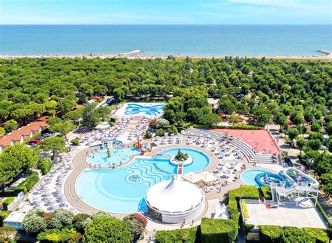 The best five-star campsites in Italy - CampRest - balustradellc