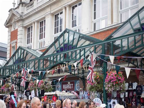 The best flea markets in London for vintage treasure - balustradellc