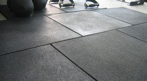 The Best Gym Flooring: Reviews and Buyer's Guide - balustradellc