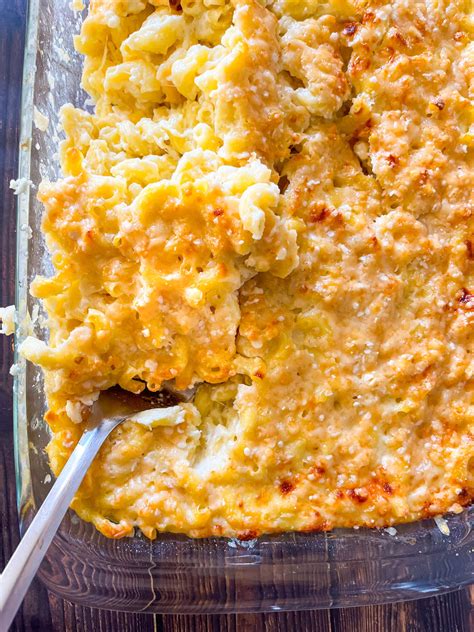 The BEST Homemade Baked Mac and Cheese - Mom On Timeout - balustradellc