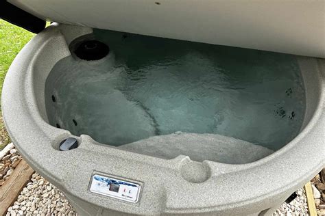 The Best Hot Tubs, According to Our Editors - Real … - balustradellc