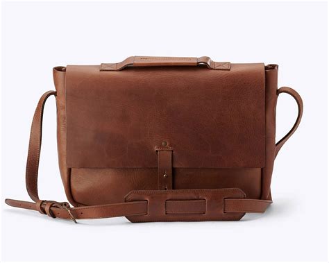 The best messenger bags for men in 2026 | OPUMO Magazine - balustradellc