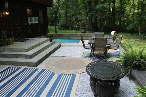 The Best Outdoor Rugs for the Deck and Patio, Tested - balustradellc