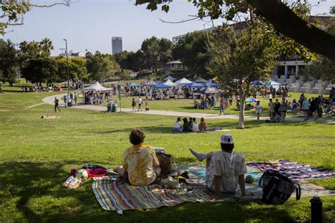 The Best Places in Los Angeles for a Picnic - balustradellc