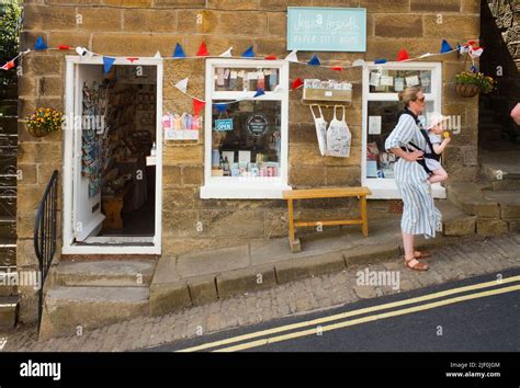 THE BEST Robin Hoods Bay Gift & Speciality Shops