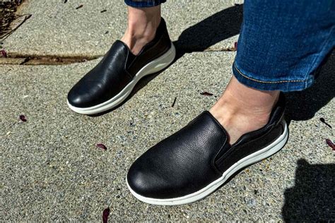 The Best Shoes for Flat Feet, Tested by Our Editors - balustradellc