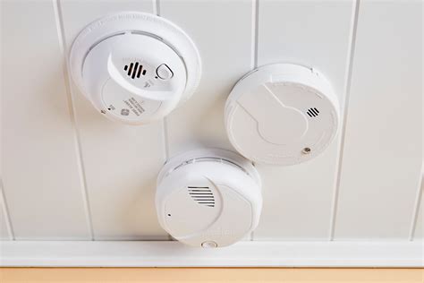 The Best Smoke Detectors - Tested by Bob Vila - balustradellc