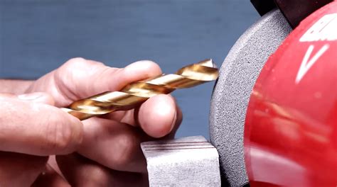 The Best Way To Sharpen a Drill Bit In Just 3 Minutes! A ... - balustradellc