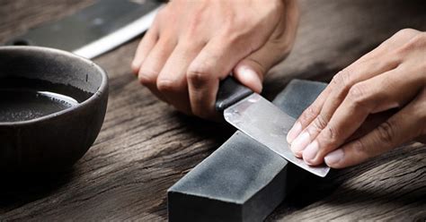 The Best Ways to Sharpen A Knife - MasterClass - balustradellc