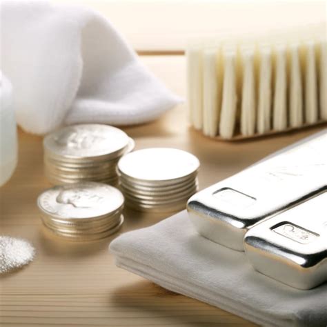 The Comprehensive Guide to Tarnish Removal from Silver Bars - balustradellc