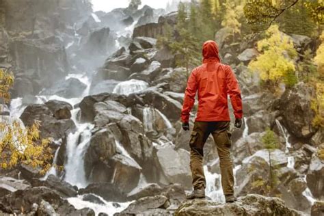 The Definitive Buyers Guide: How to Choose Base Layers - balustradellc