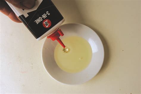 The Essential Guide to Lubricants for Tool Maintenance - balustradellc