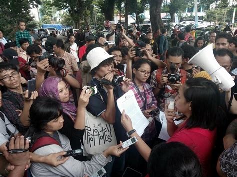 The fear of communism still haunts Indonesia - wintechmobiles.com