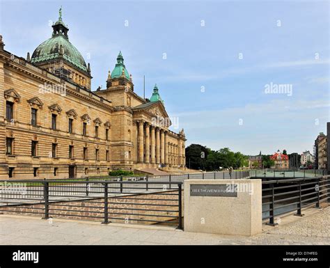 The Federal Administrative Court - BVerwG - balustradellc
