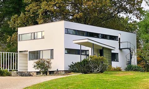 The German Bauhaus Architecture Style - Nazmiyal … - balustradellc