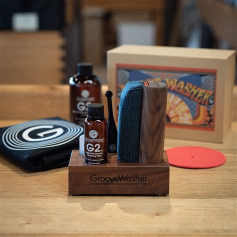 The GrooveWasher Mondo Record & Stylus Care System - balustradellc