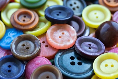 The history of sewing: the evolution of the button - balustradellc