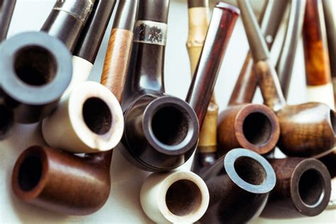 The History of Smoking Pipes: A Timeless Tradition - wintechmobiles.com