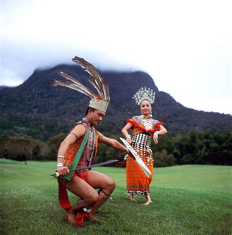 THE LAND OF SEA DAYAK: History of Iban - wintechmobiles.com