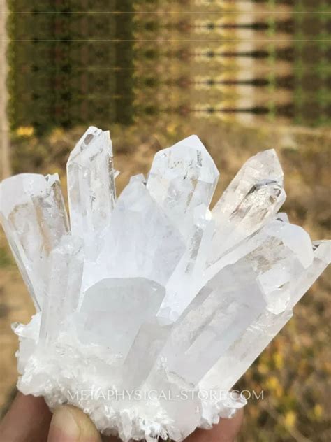 The Metaphysical World of Quartz Crystals - Korhogo Minerals - balustradellc