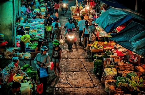 THE NIGHT MARKETS OF INDONESIA - Indonesia … - balustradellc