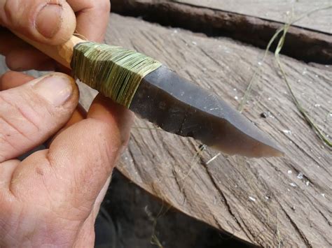 The Outdoor Traditionalist : How to Make Pine Pitch Glue - balustradellc