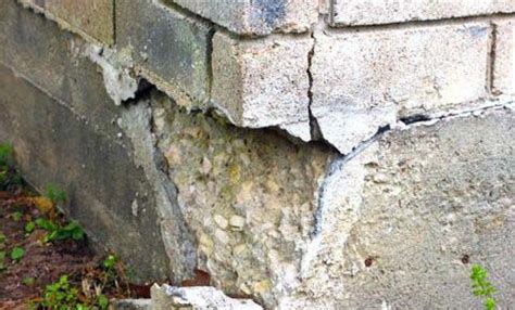 The RIGHT way to patch damaged walls with CEMENT - muktibox.com