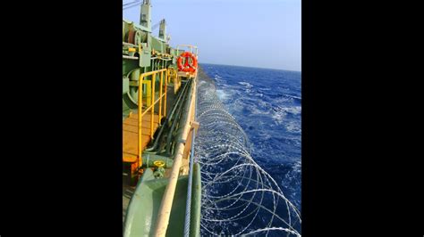 THE SHIP'S PIRATE PREVENTION (Razor Wire Installation) - balustradellc