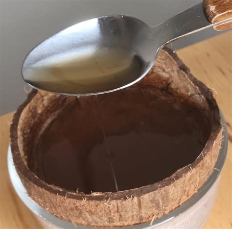 The Simple Homemade Coconut Oil Recipe Anyone Can Try - balustradellc