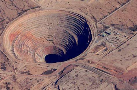 The solar potential of abandoned pit mines is huge. - raincitystudios.com