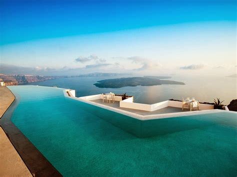 The Stunning Allure of Infinity Edge Pools - Azure Pools … - balustradellc