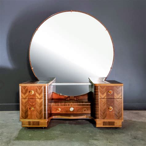 The Ultimate Art Deco Vanity Restoration - muktibox.com