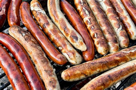 The Ultimate Guide to Cooking Brats Without Drying … - balustradellc
