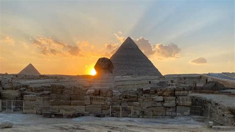 Theories About the Sphinx’s Connection to Ancient Egyptian Solar ... - balustradellc