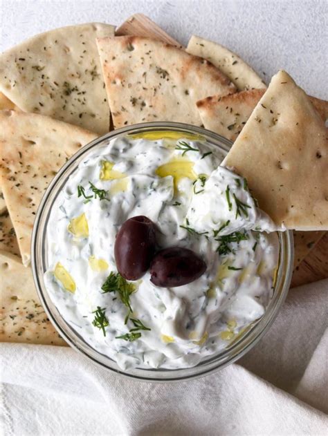 Thick Homemade Tzatziki With Sour Cream - balustradellc