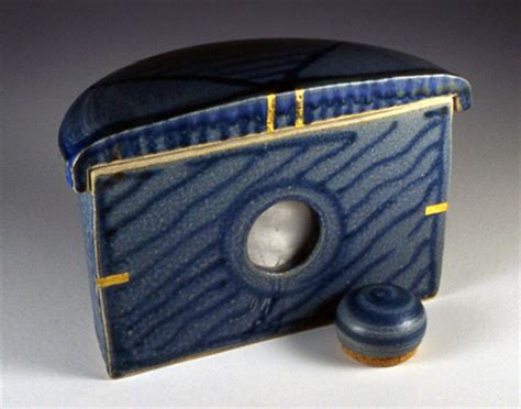 This artist creates unique pinhole cameras made of … - balustradellc