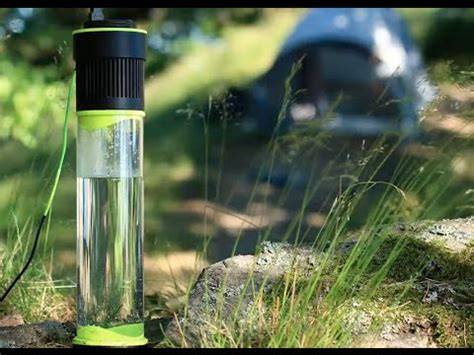 This bottle makes water out of air - raincitystudios.com